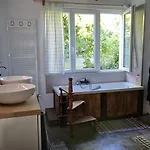 Au Gré Des Lis - La Du Chêne Bed & Breakfast
