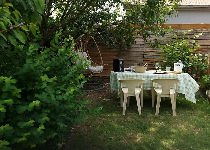 Couette-café Au Gré Des Lis - La Du Chêne